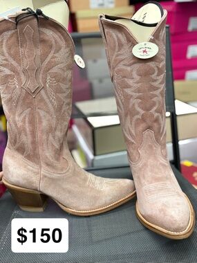 Idyllwind Pink Suede Western Ankle Boots